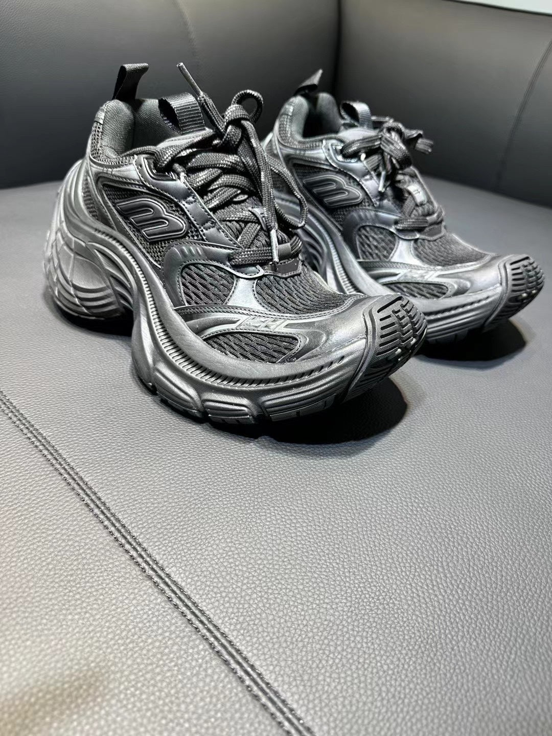 Balenciaga sneakers 22