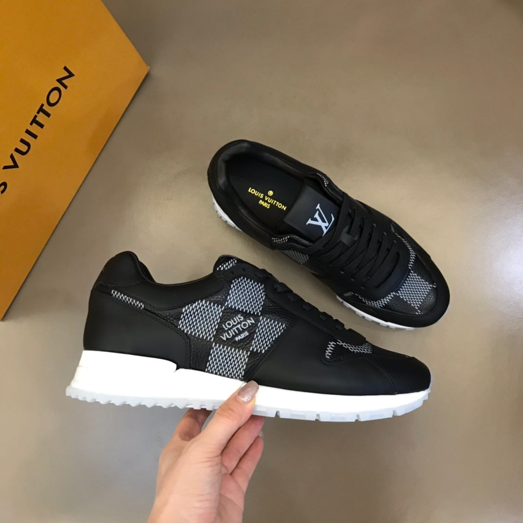 Louis Vuitton sneakers 30