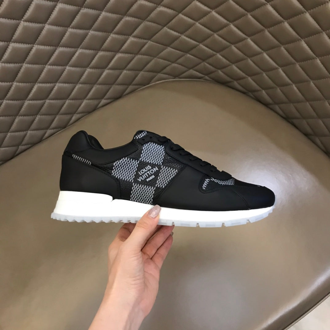 Louis Vuitton sneakers 30