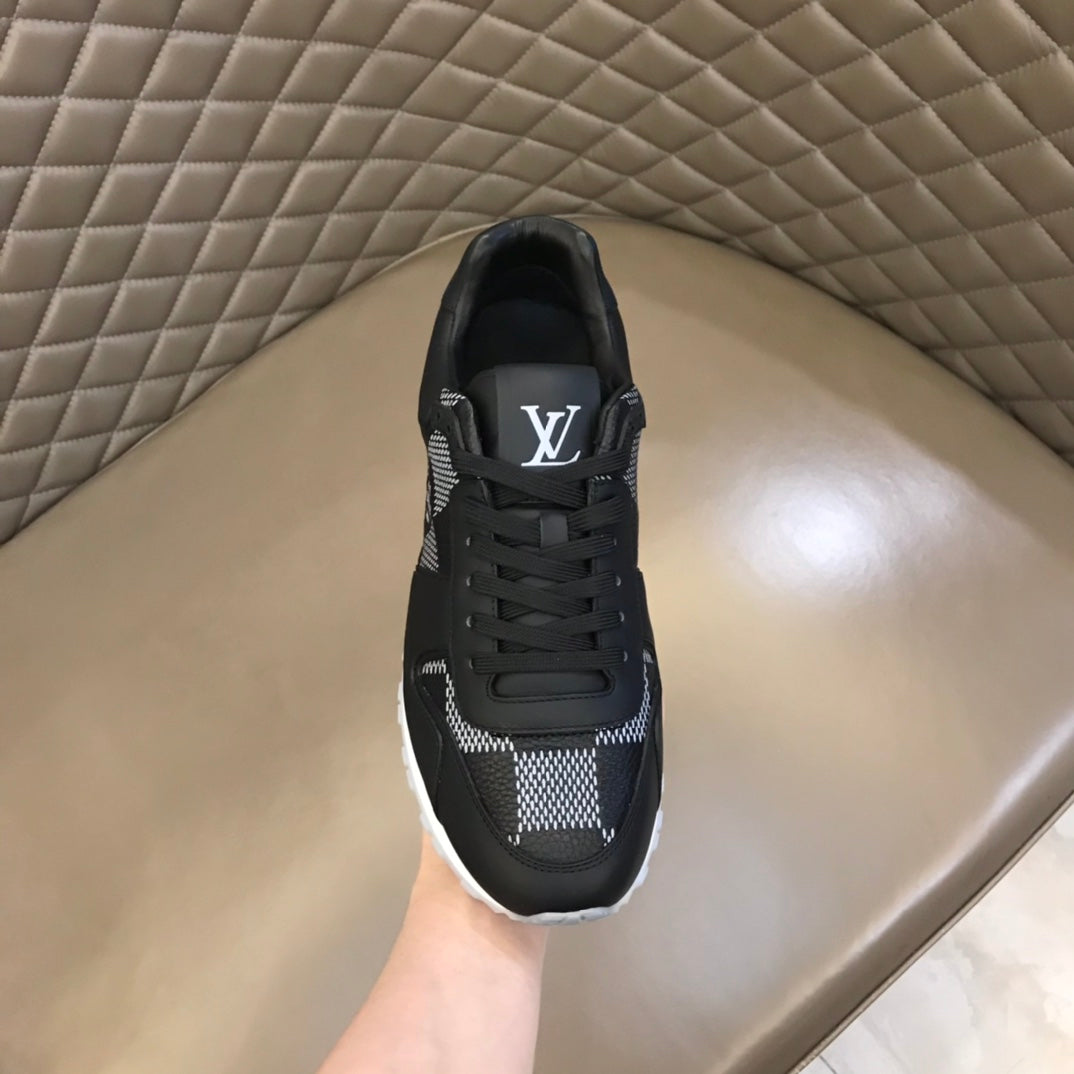Louis Vuitton sneakers 30