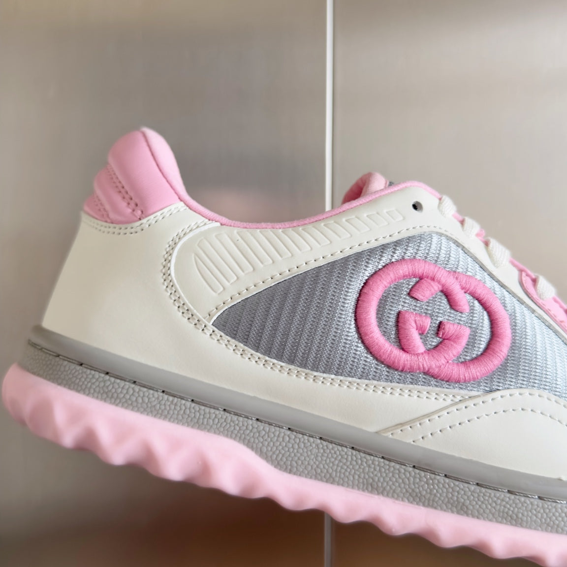 GUCCI sneakers 27