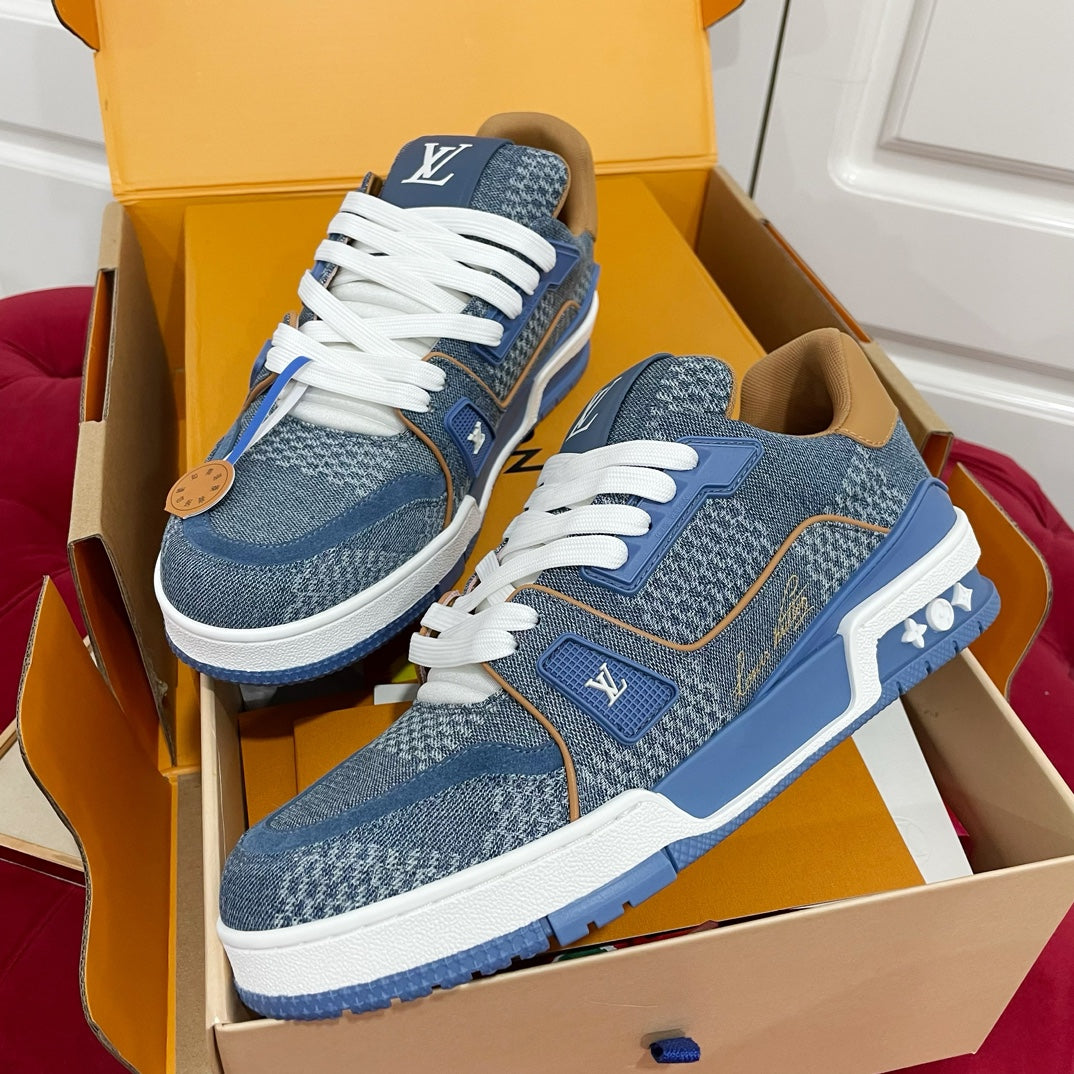 Louis Vuitton sneakers 41