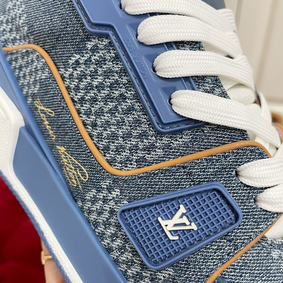 Louis Vuitton sneakers 41