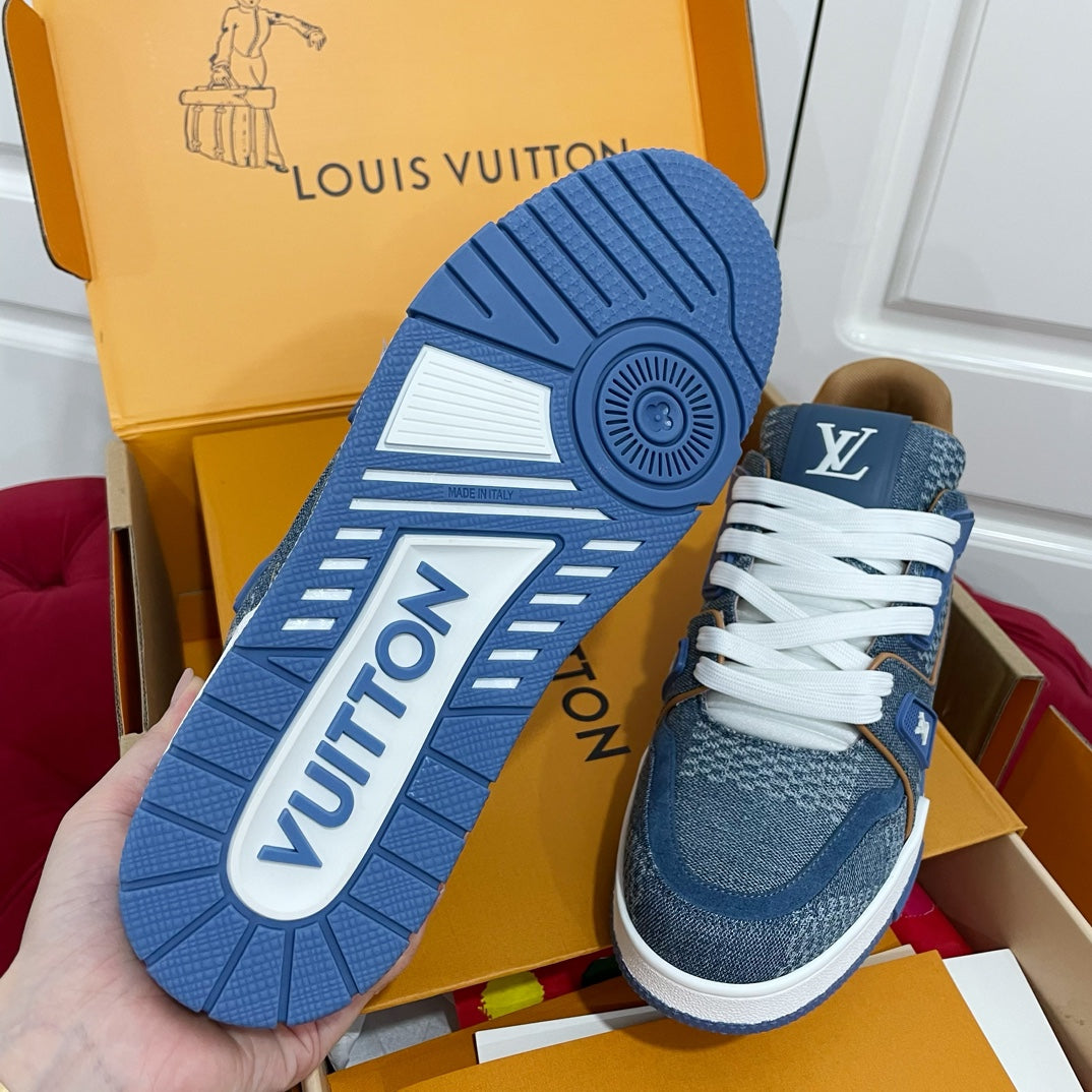 Louis Vuitton sneakers 41
