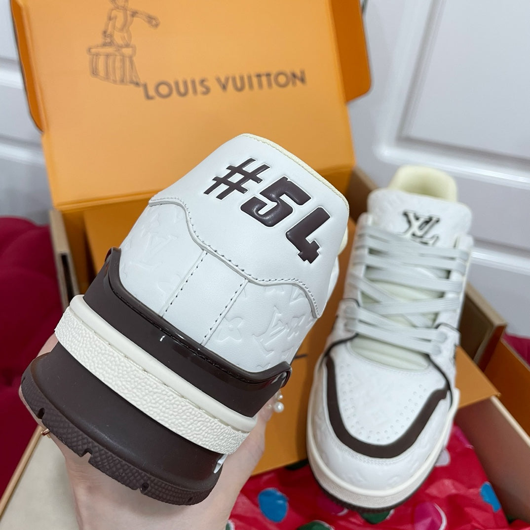 Louis Vuitton sneakers 45