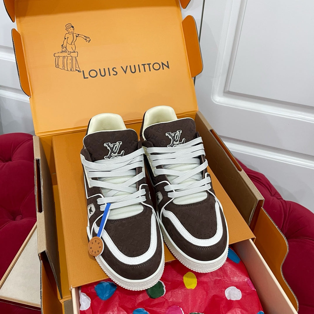 Louis Vuitton sneakers 46