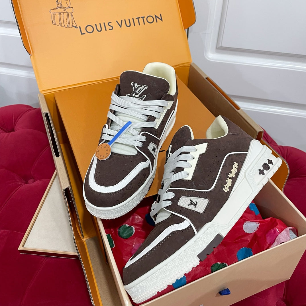 Louis Vuitton sneakers 46