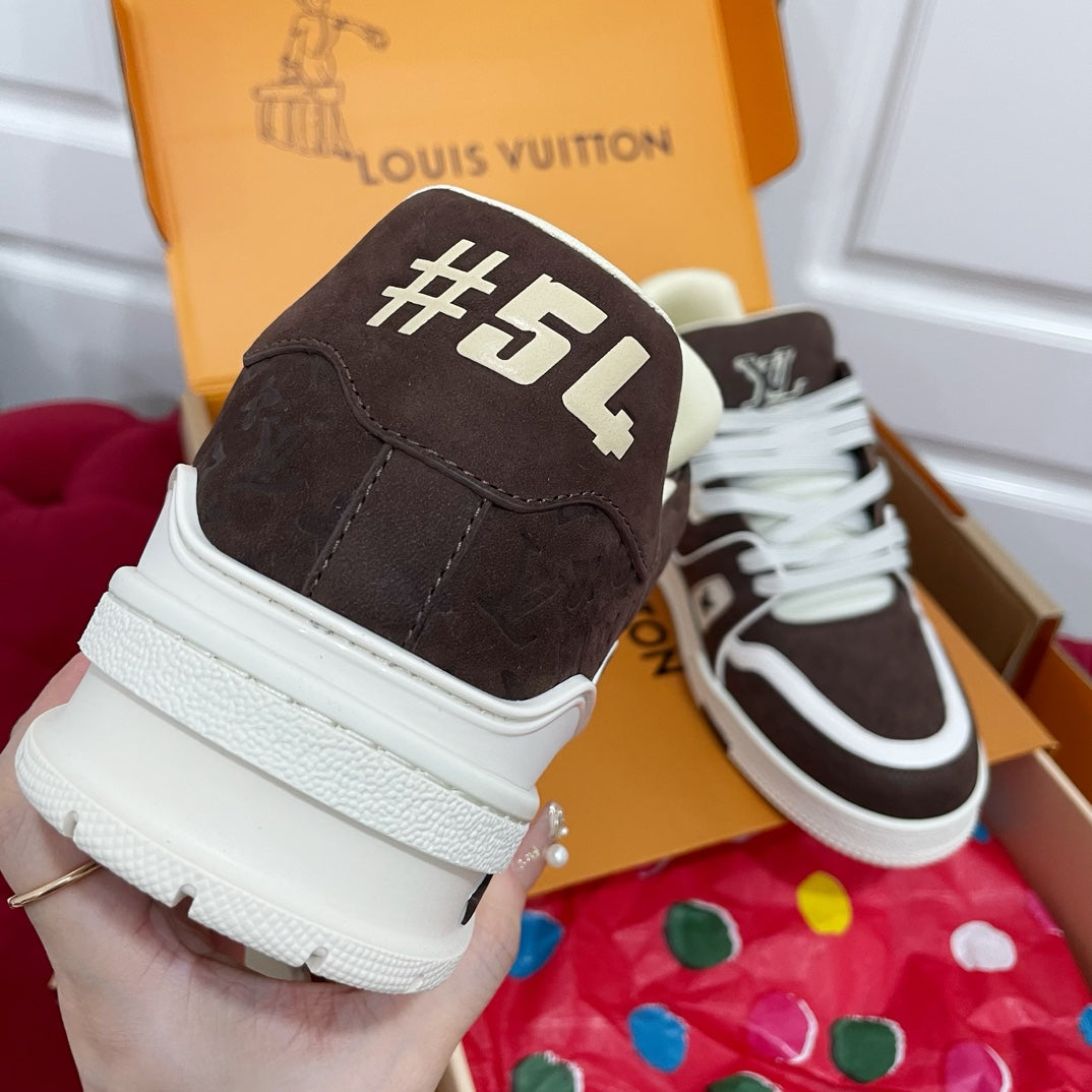 Louis Vuitton sneakers 46