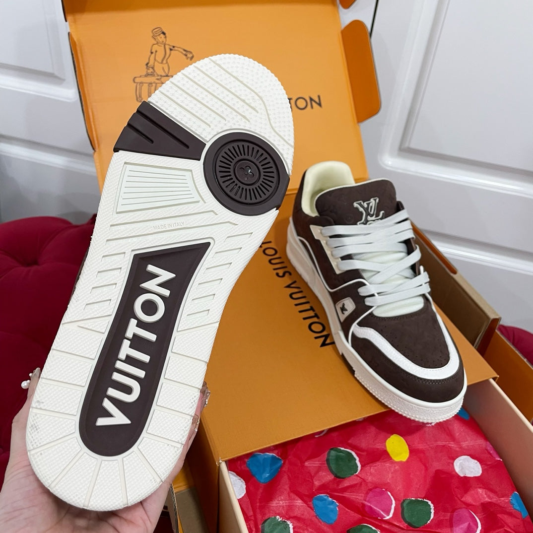 Louis Vuitton sneakers 46
