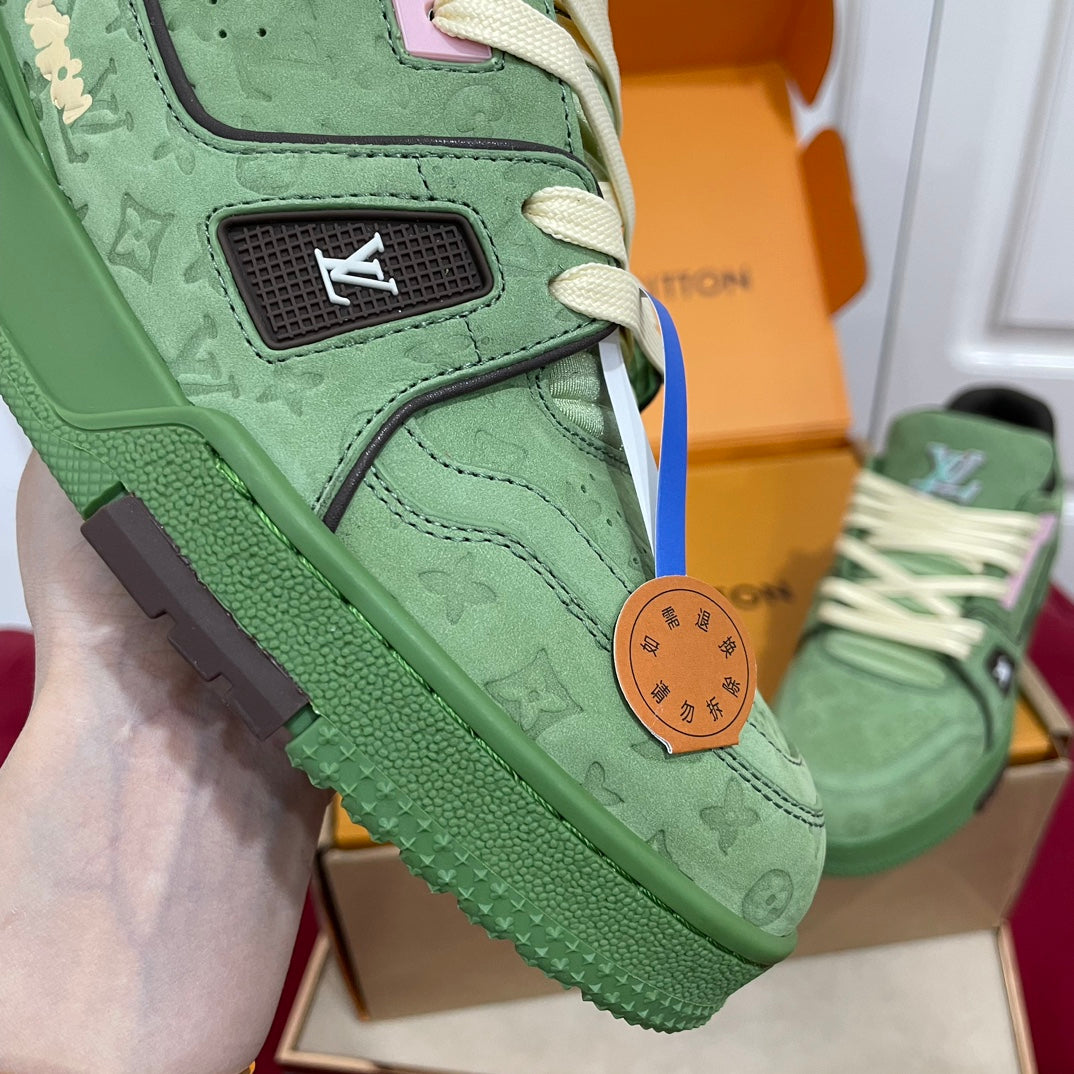 Louis Vuitton sneakers 47