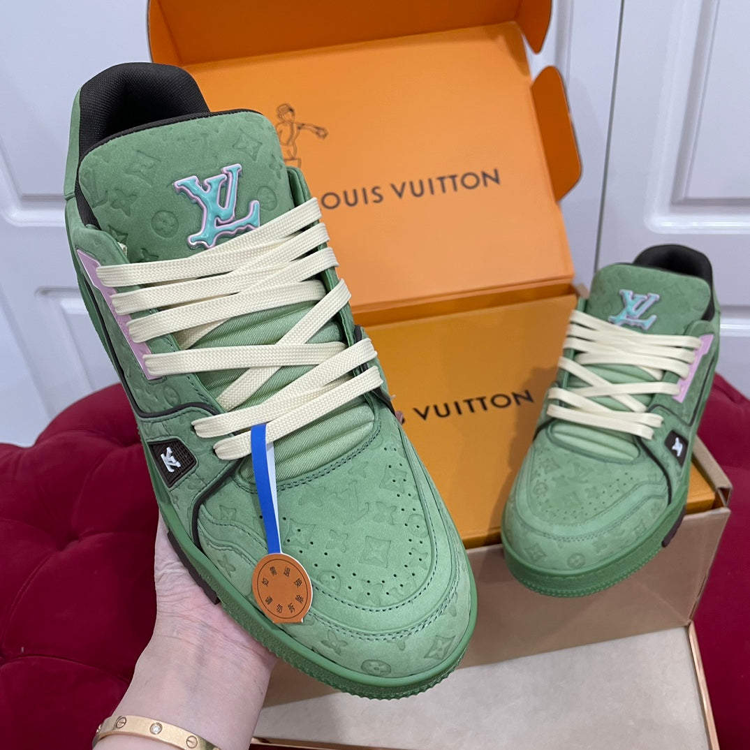 Louis Vuitton sneakers 47