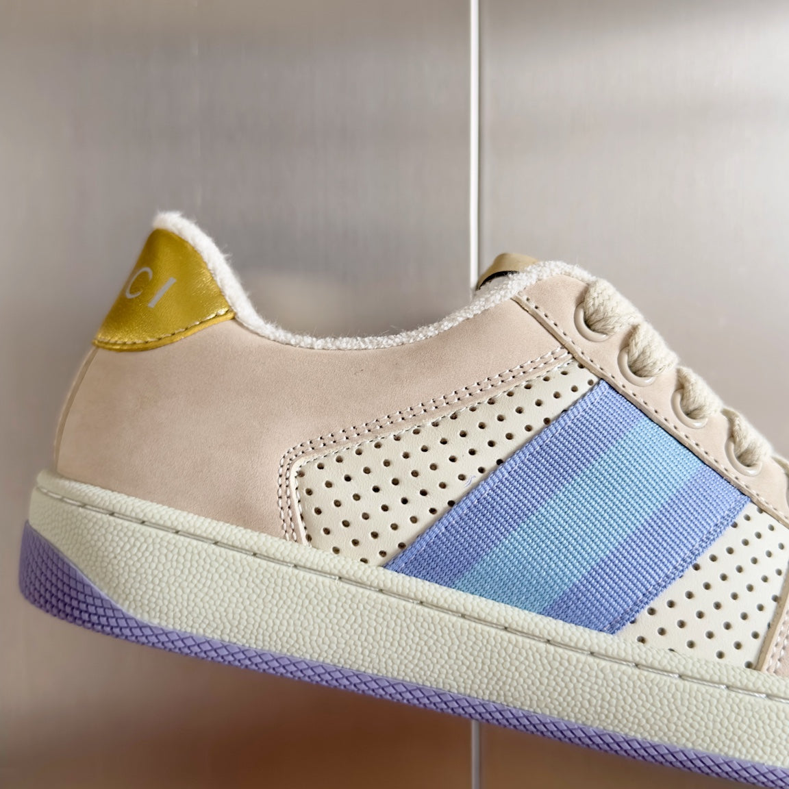 GUCCI sneakers 33