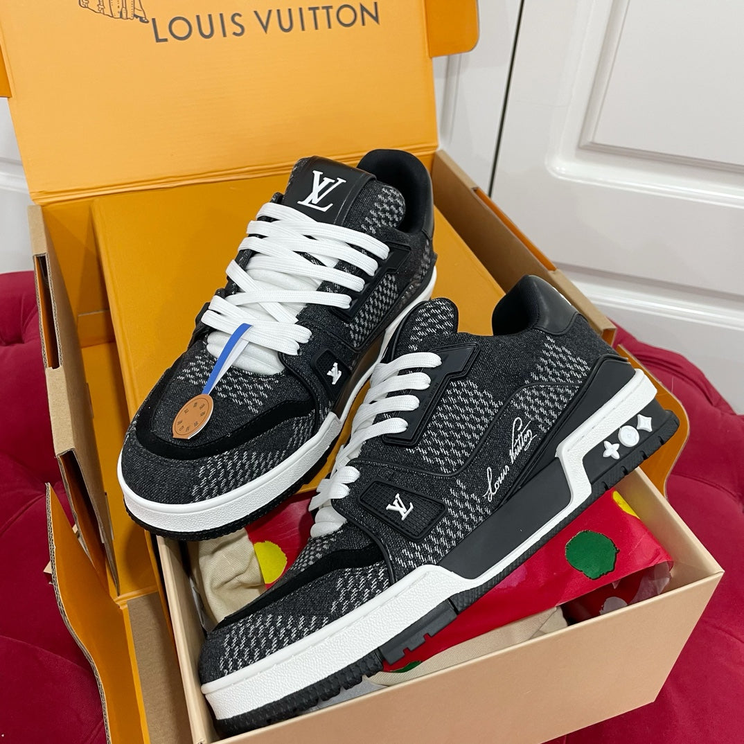 Louis Vuitton sneakers 50