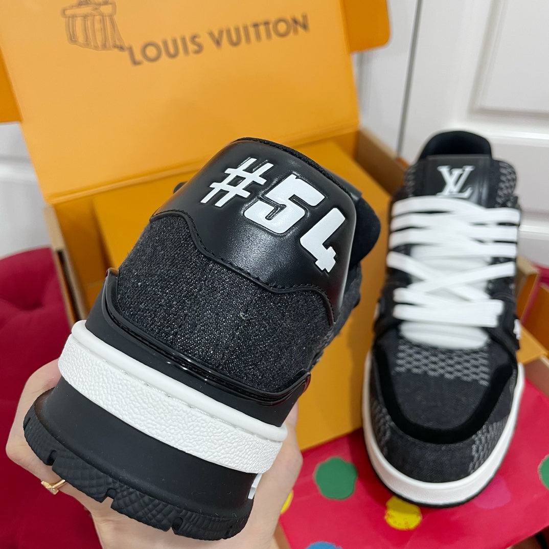 Louis Vuitton sneakers 50