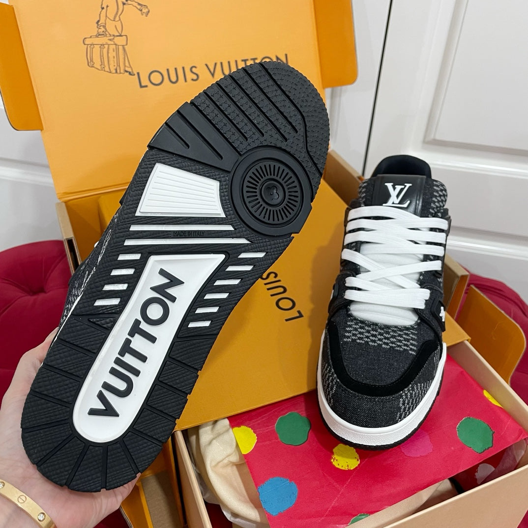 Louis Vuitton sneakers 50