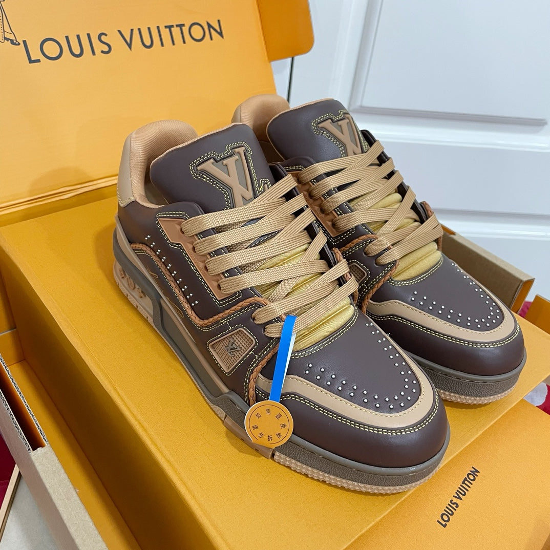 Louis Vuitton sneakers 54