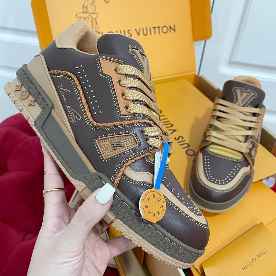 Louis Vuitton sneakers 54