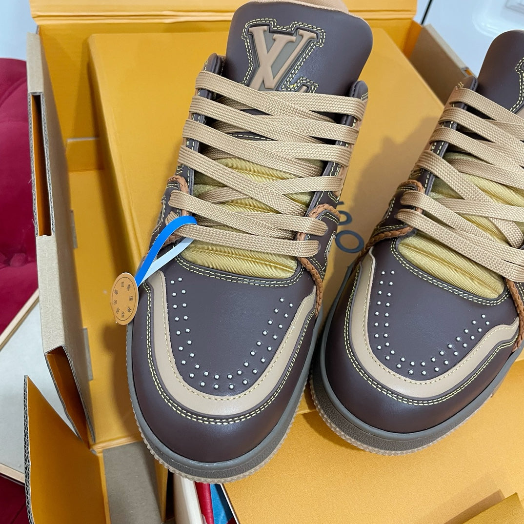 Louis Vuitton sneakers 54