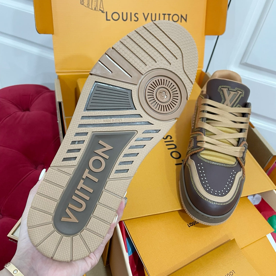 Louis Vuitton sneakers 54