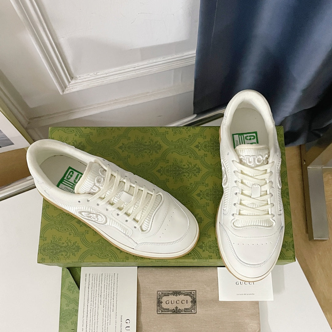 GUCCI sneakers 38