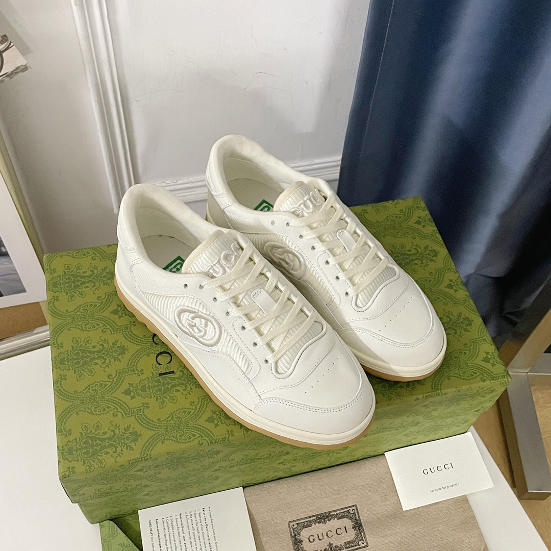 GUCCI sneakers 38