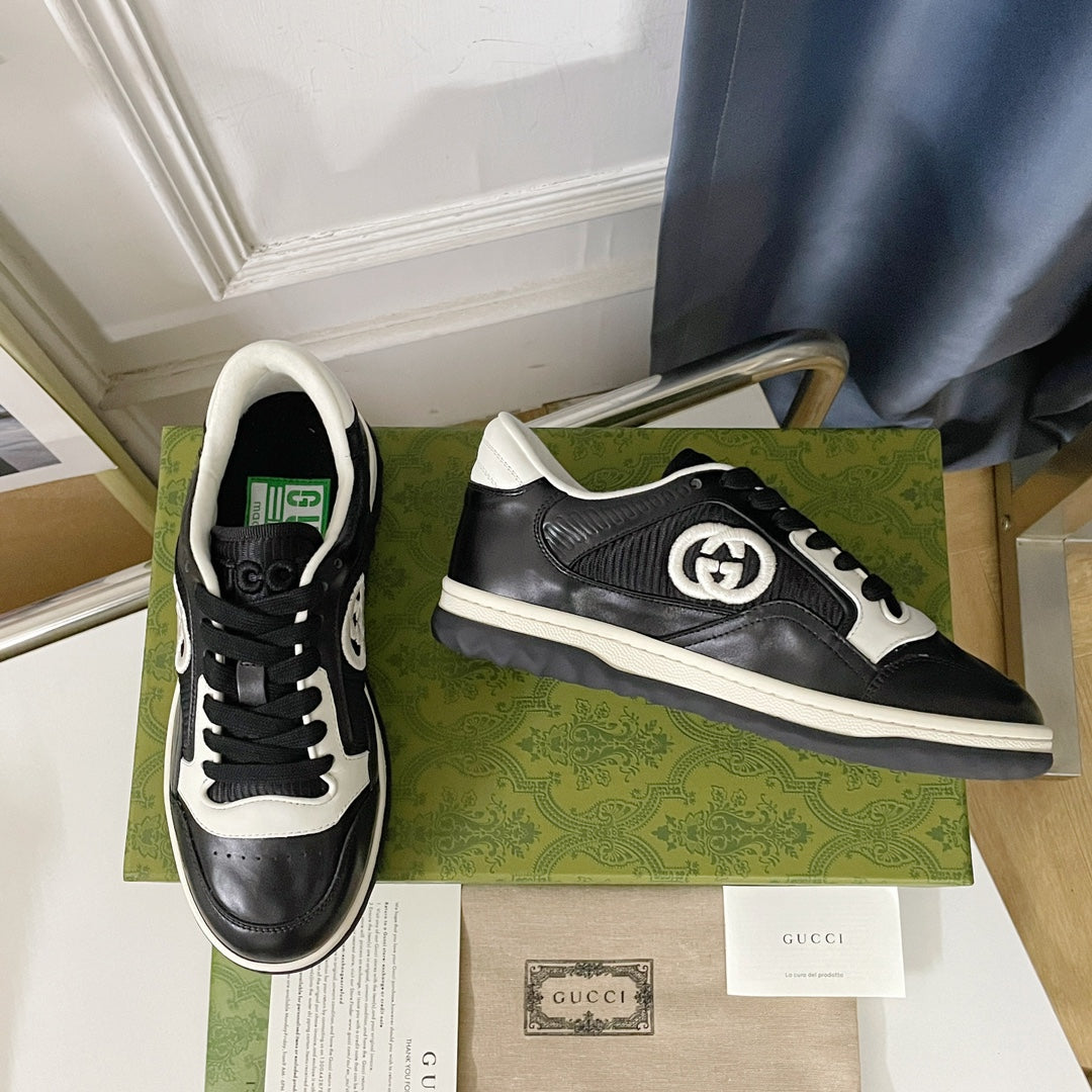 GUCCI sneakers 39
