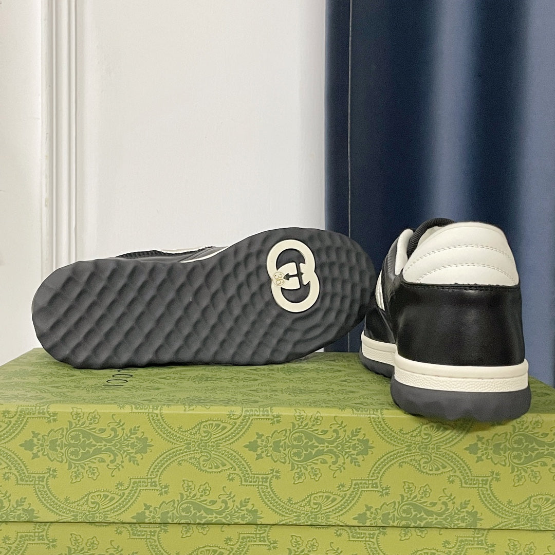 GUCCI sneakers 39