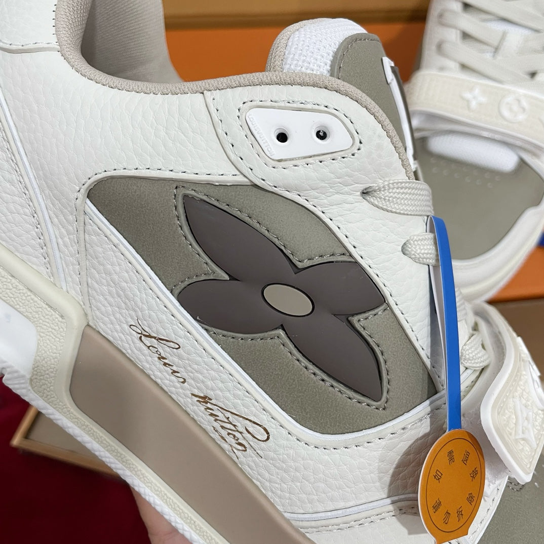 Louis Vuitton sneakers 62