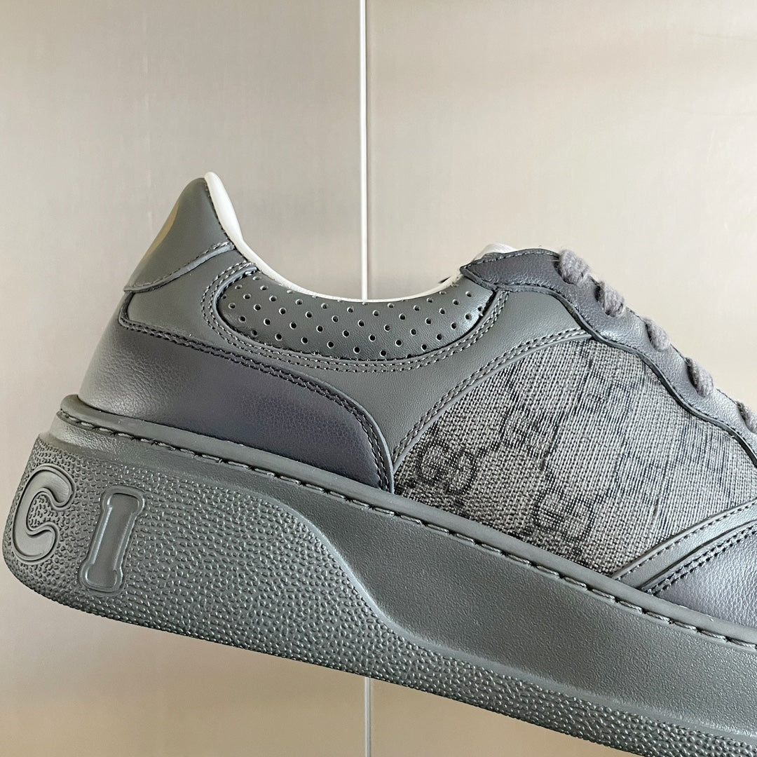 GUCCI sneakers 48