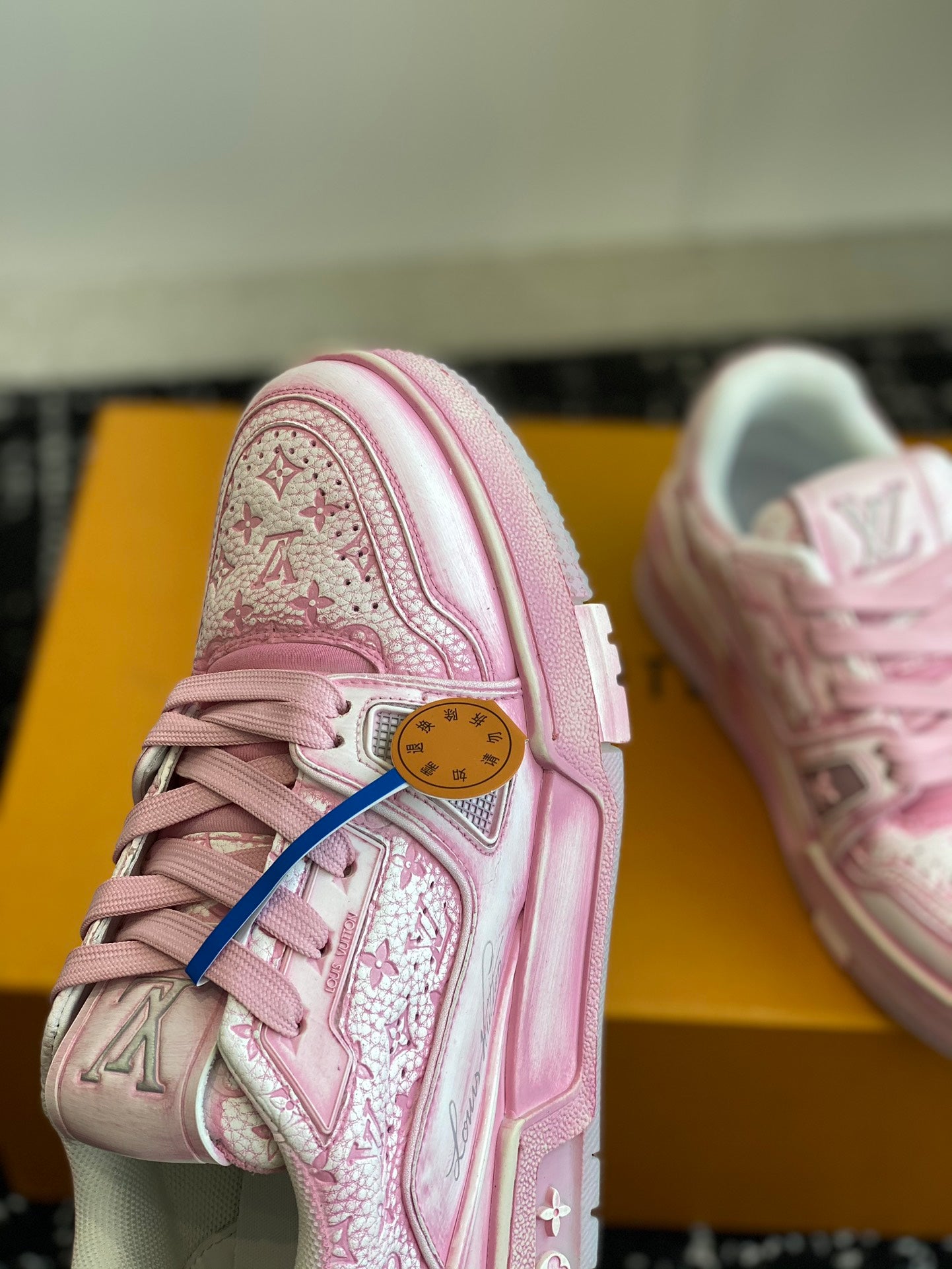 Louis Vuitton sneakers 75