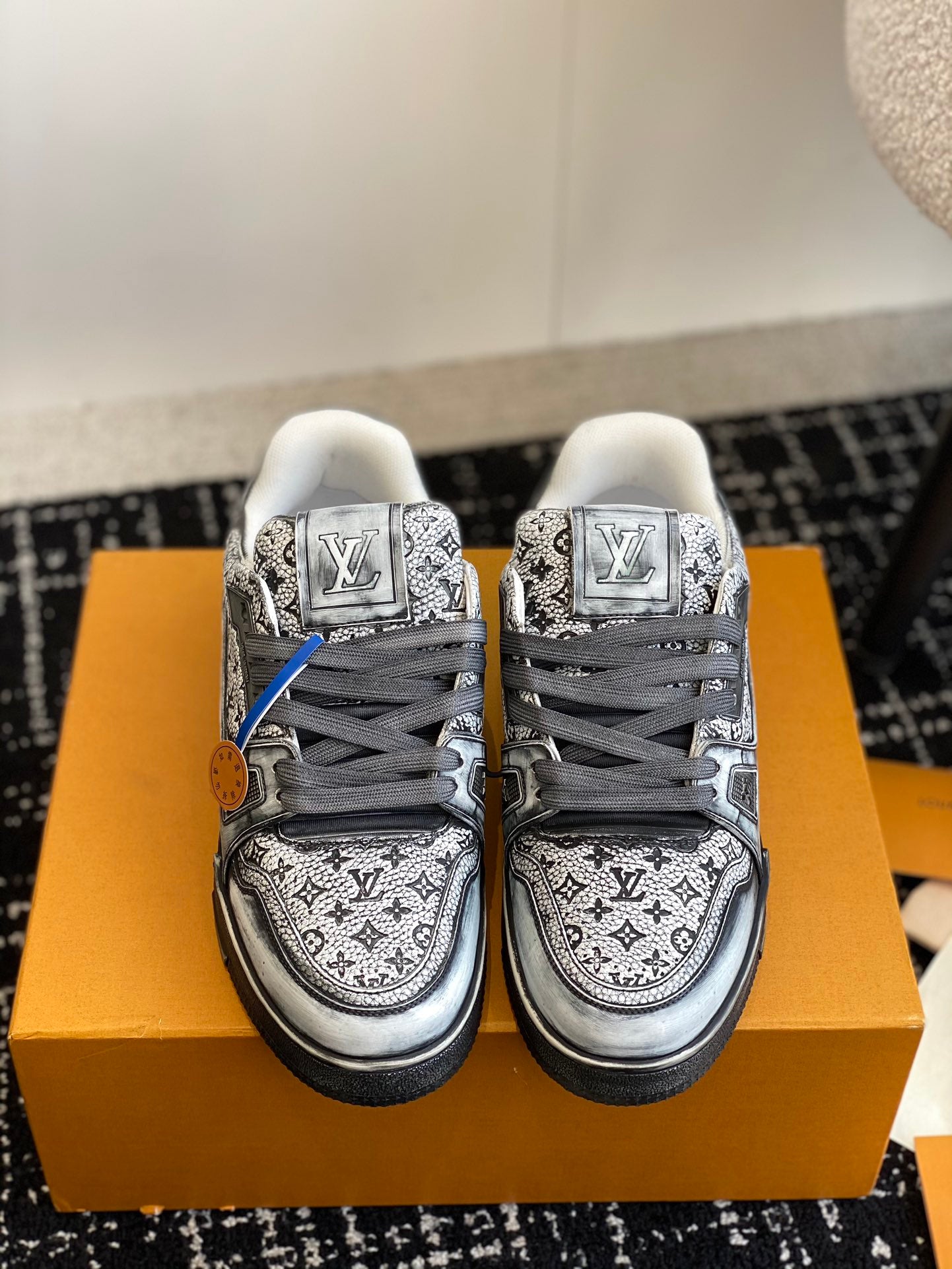 Louis Vuitton sneakers 76