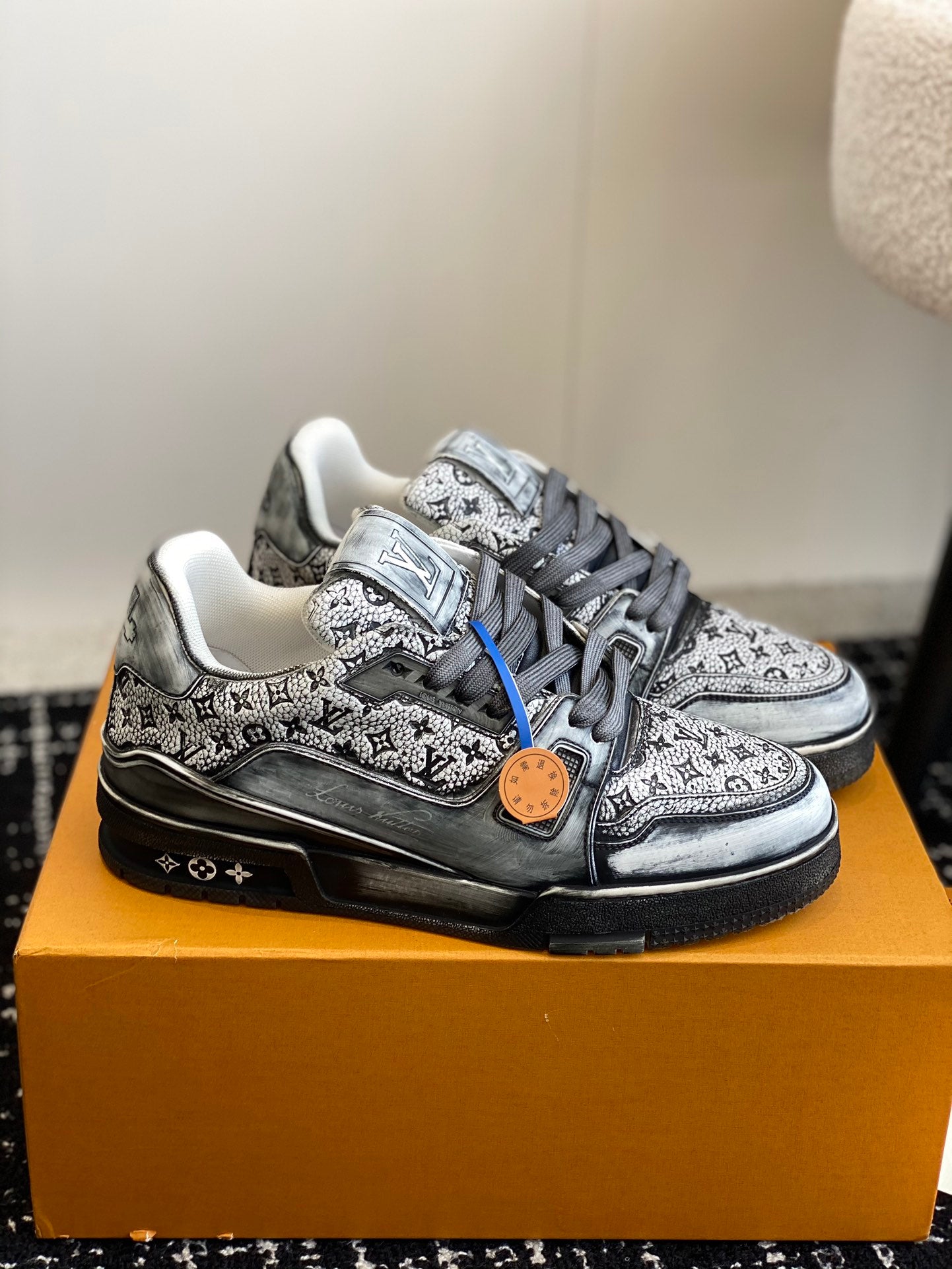 Louis Vuitton sneakers 76