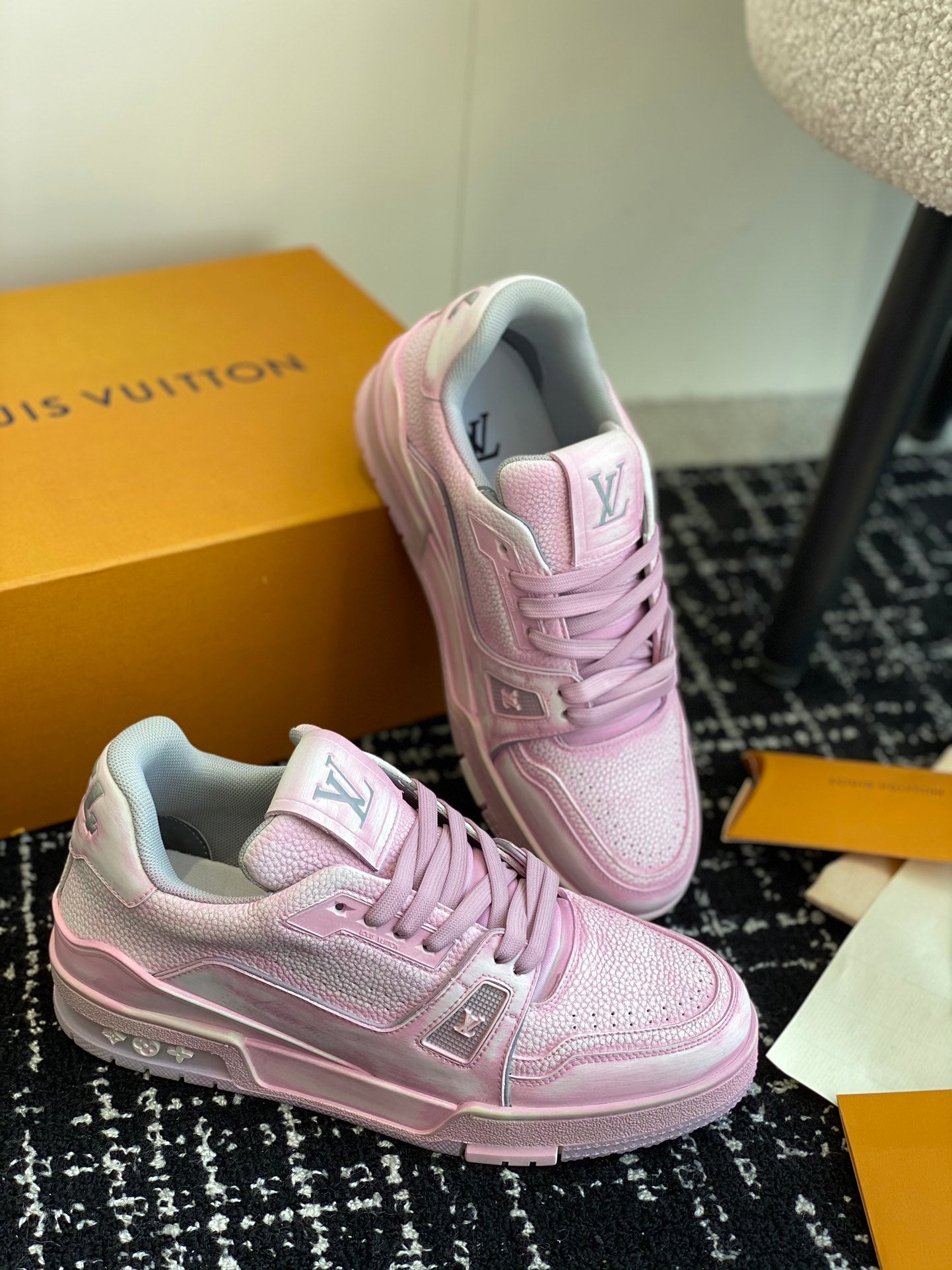 Louis Vuitton sneakers 78