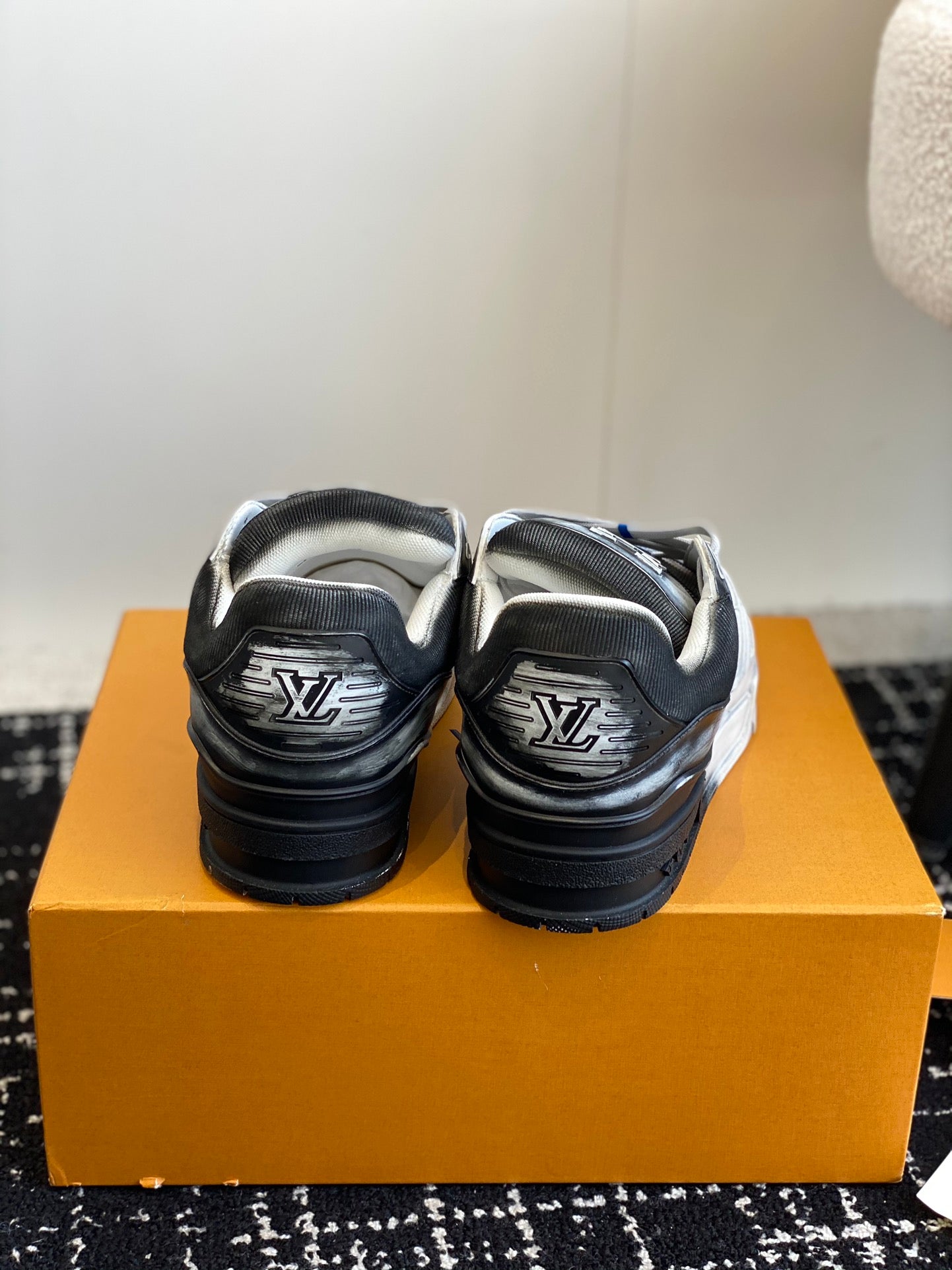 Louis Vuitton sneakers 81