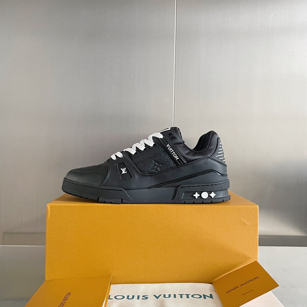 Louis Vuitton sneakers 85