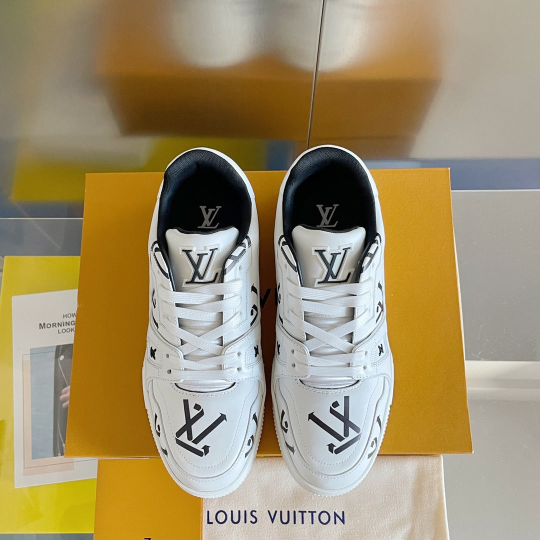 Louis Vuitton sneakers 90