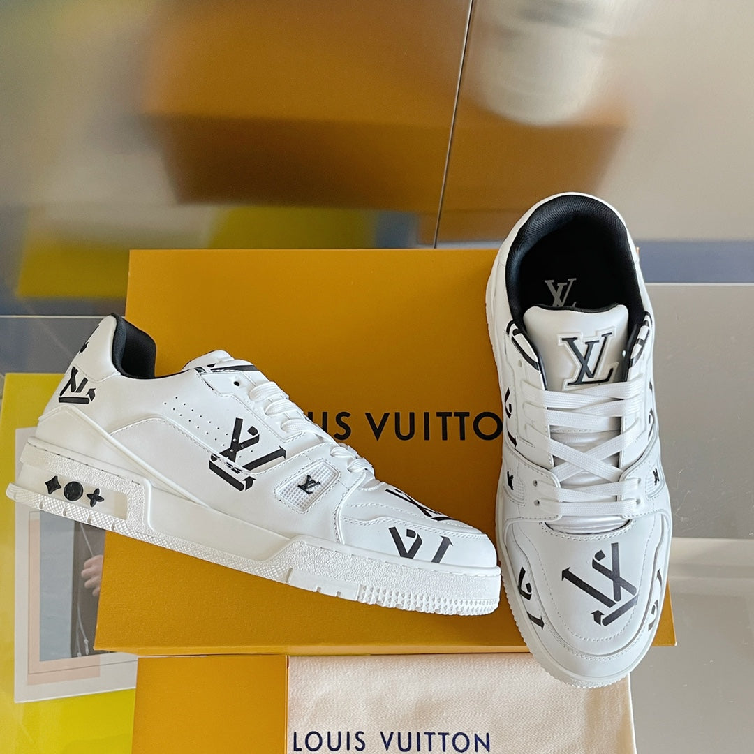 Louis Vuitton sneakers 90