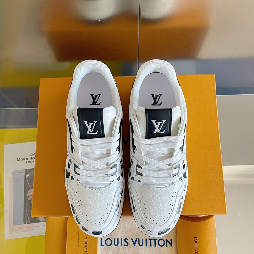 Louis Vuitton sneakers 92