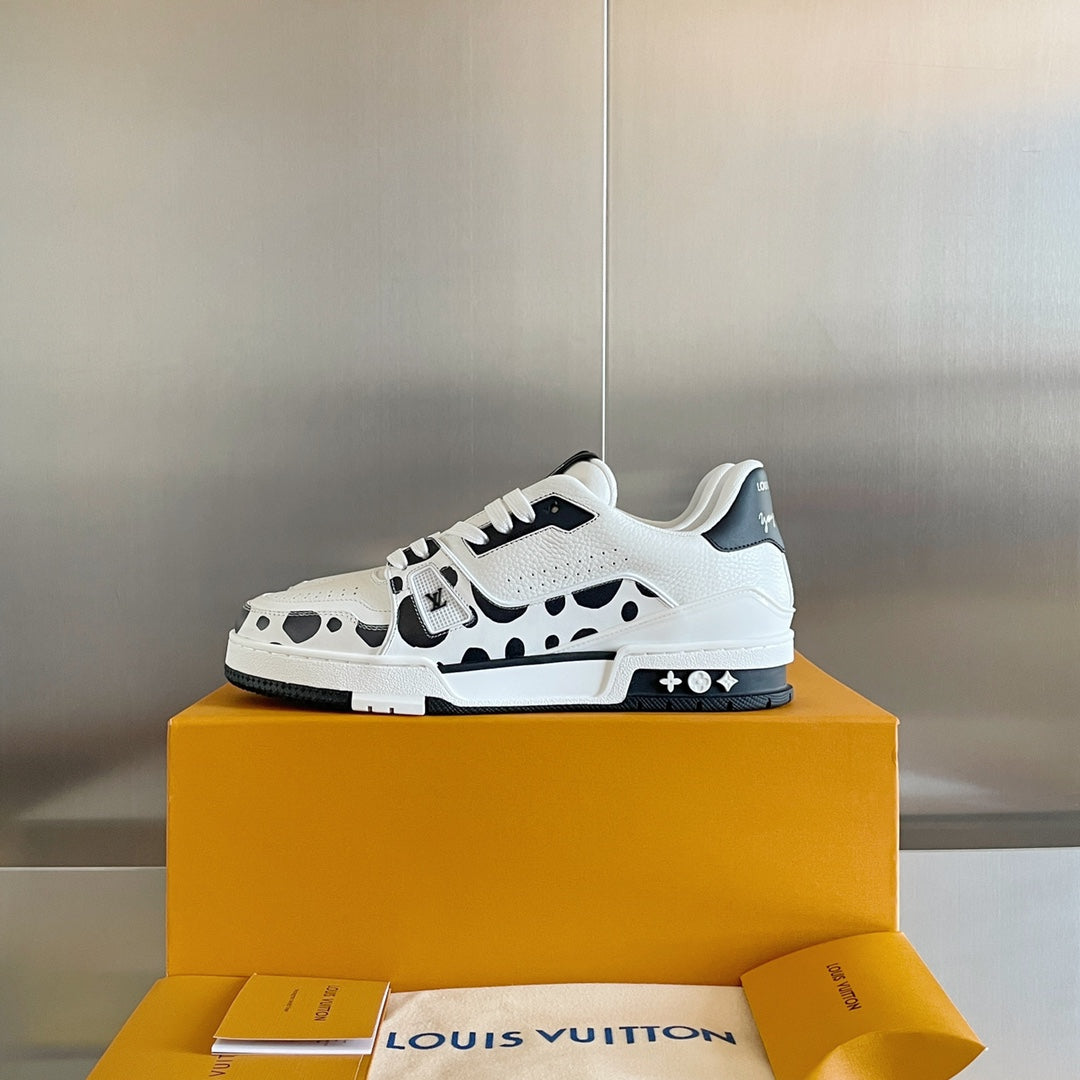 Louis Vuitton sneakers 92