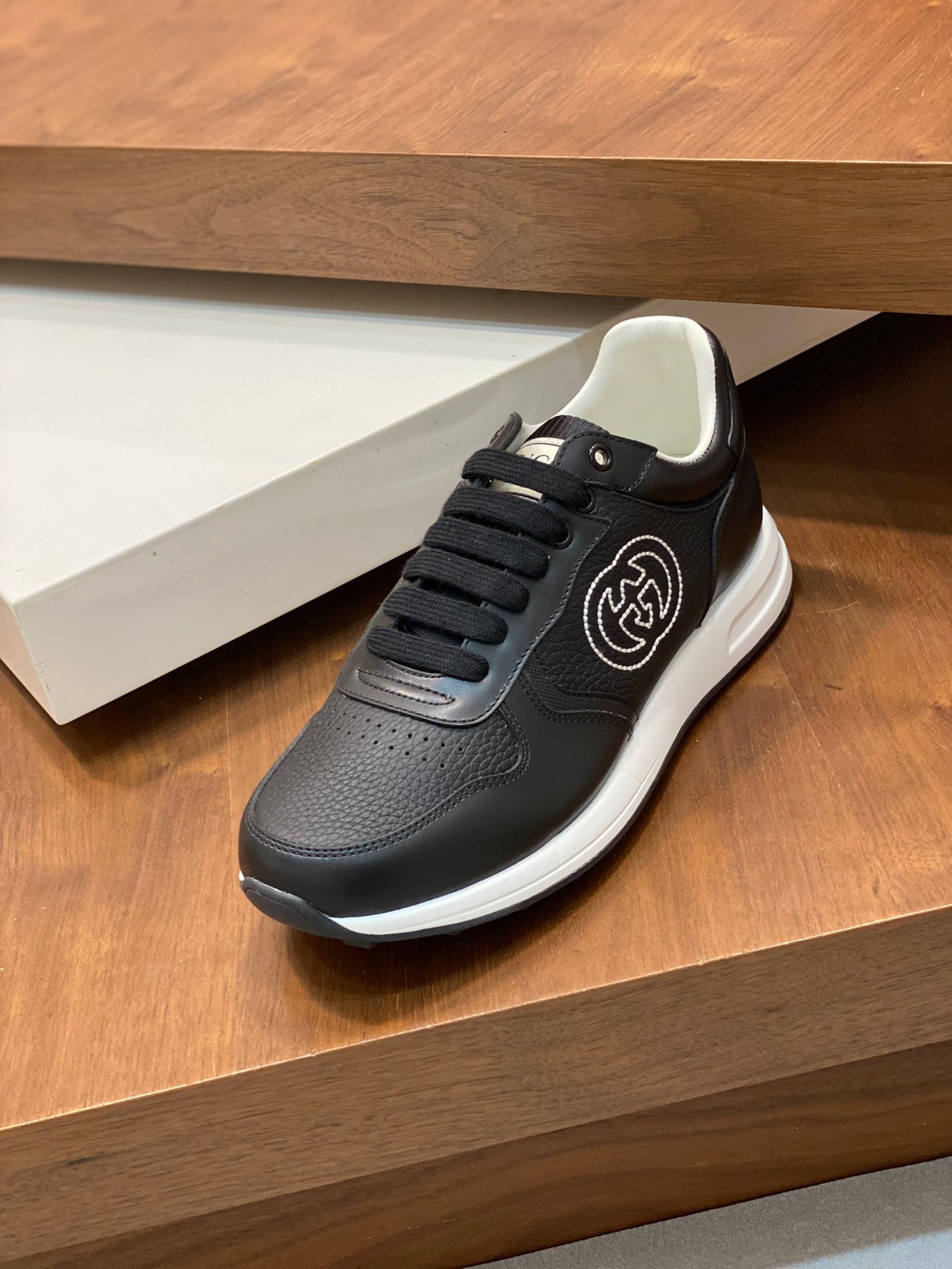 GUCCI sneakers 60