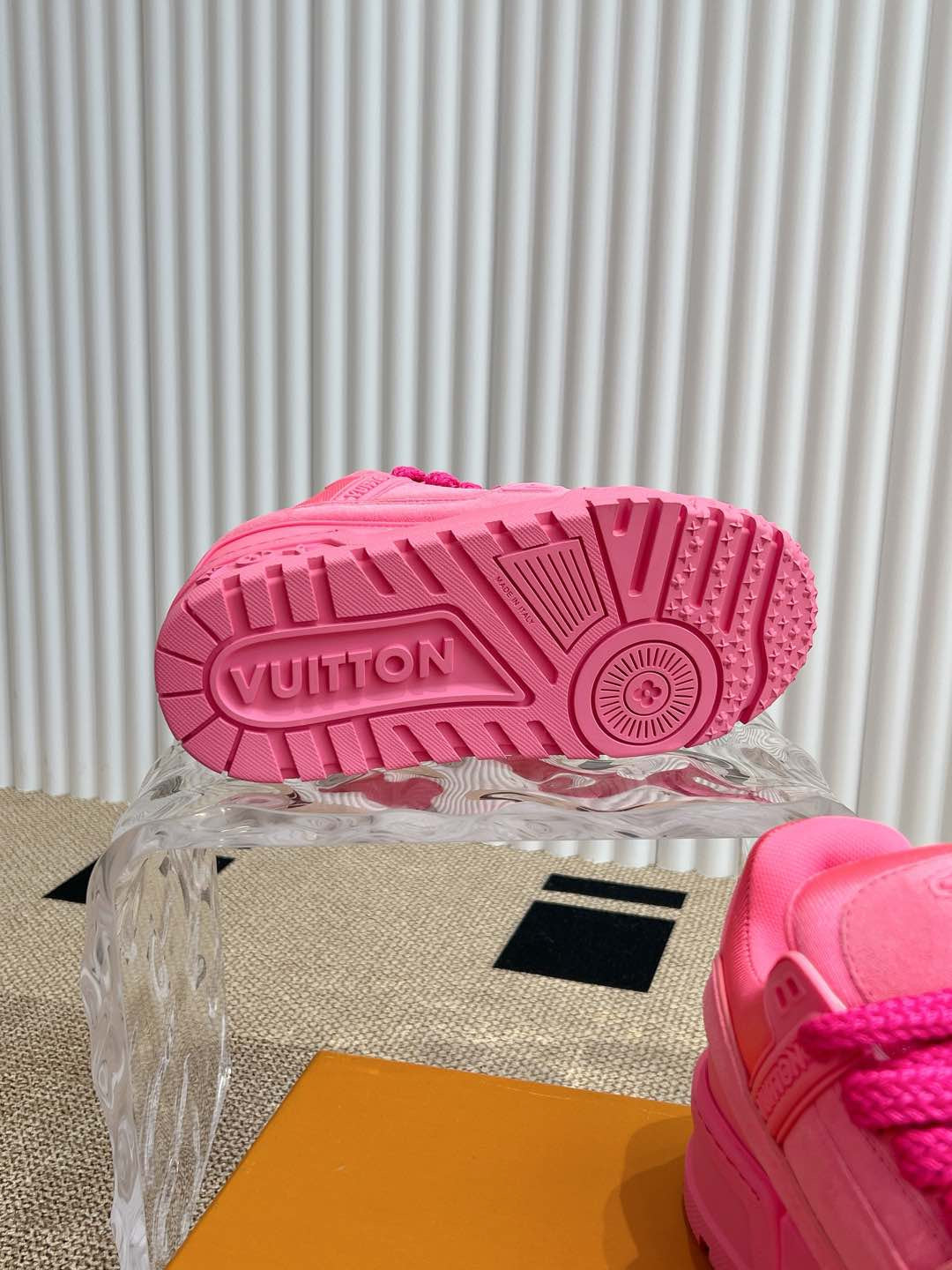 Louis Vuitton sneakers 96
