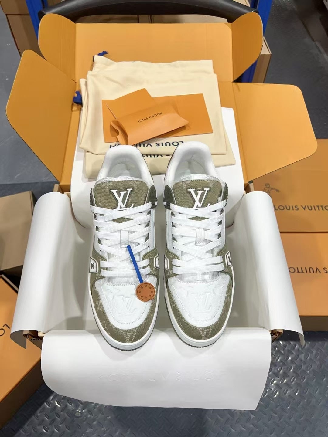 Louis Vuitton sneakers 97