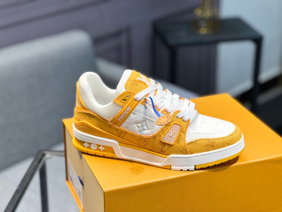 Louis Vuitton sneakers 100