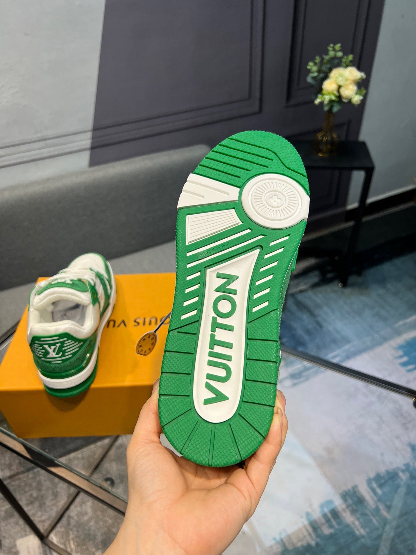Louis Vuitton sneakers 102