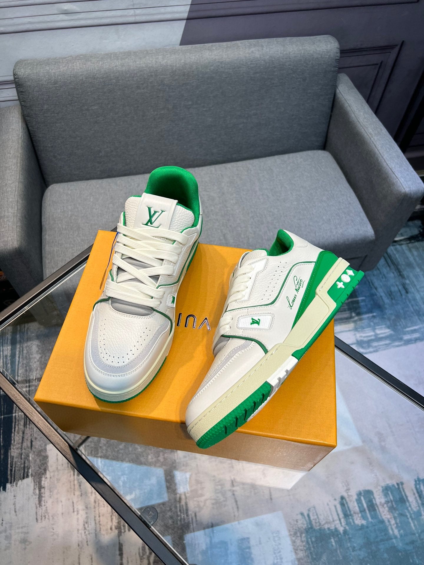 Louis Vuitton sneakers 103