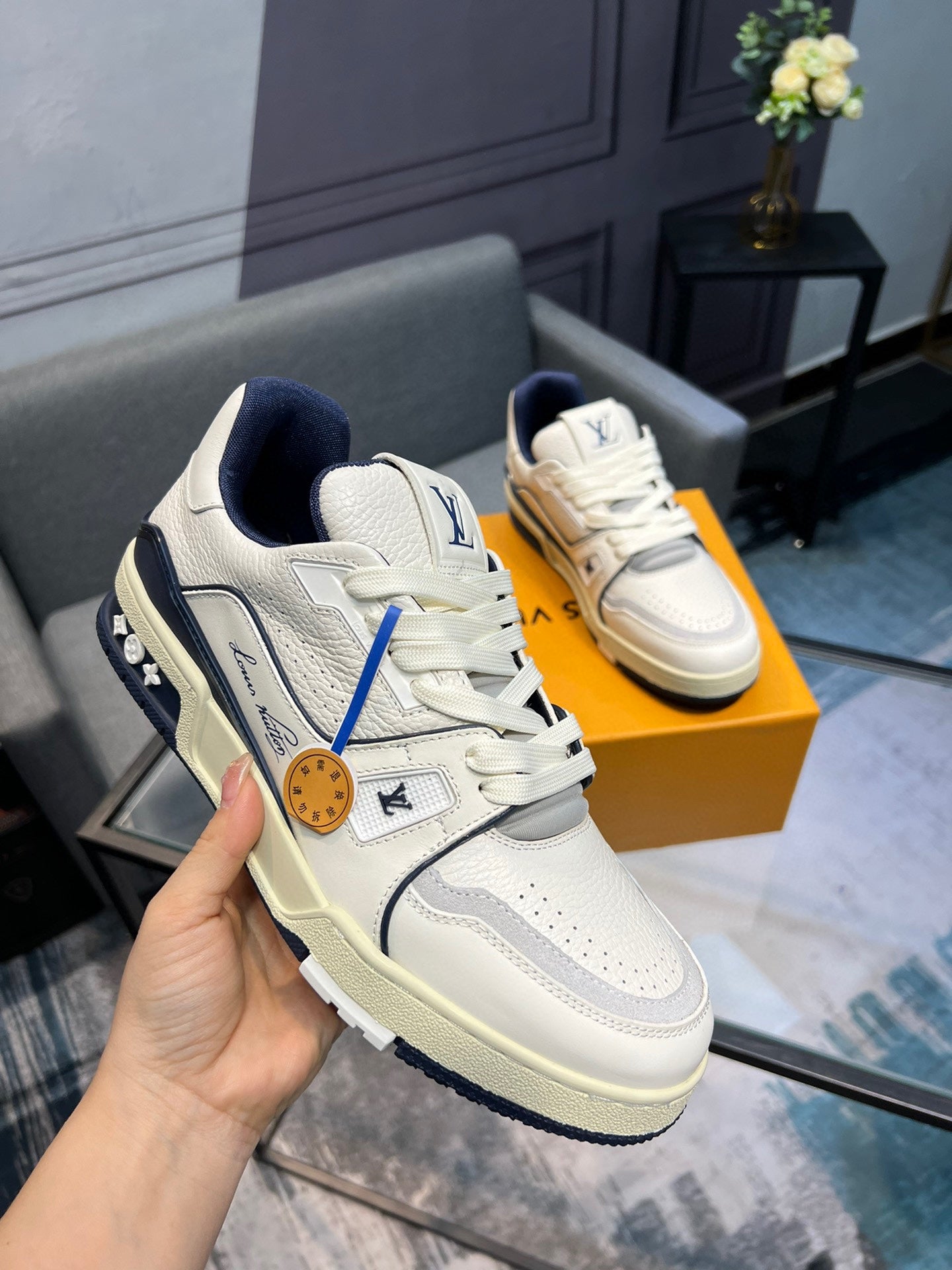 Louis Vuitton sneakers 104