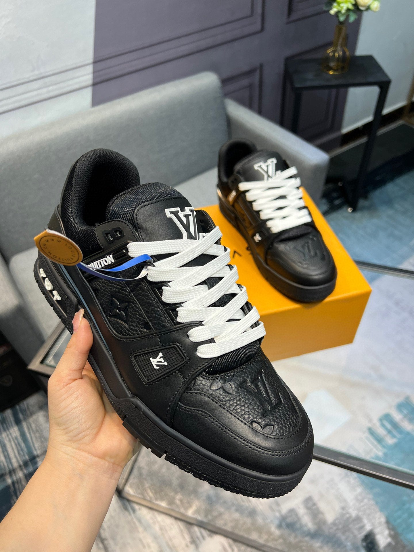 Louis Vuitton sneakers 106