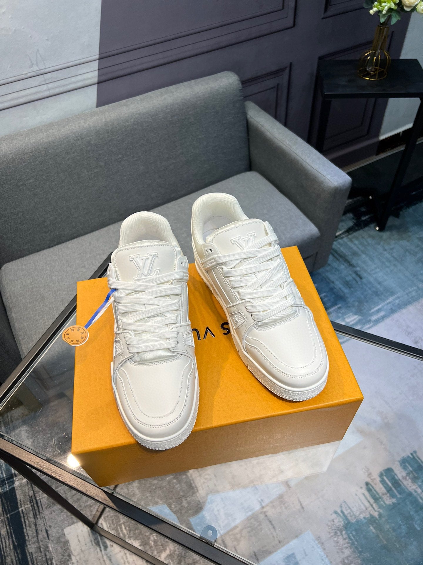 Louis Vuitton sneakers 107