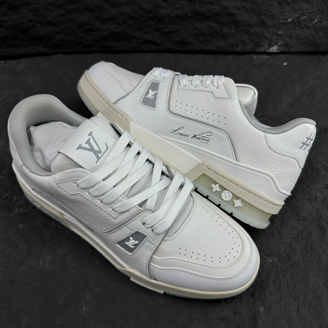 Louis Vuitton sneakers 109