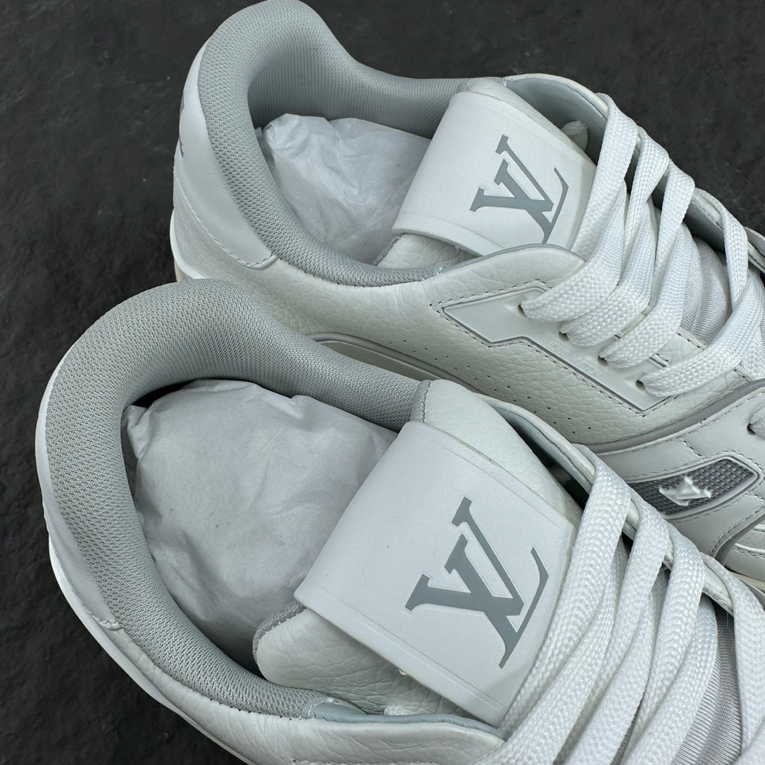 Louis Vuitton sneakers 109